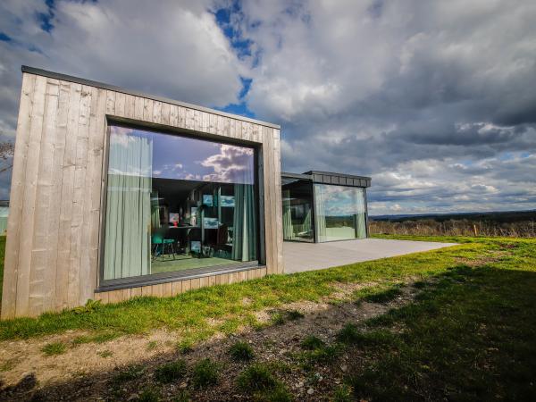 Außenseite Ferienhaus [Sommer]