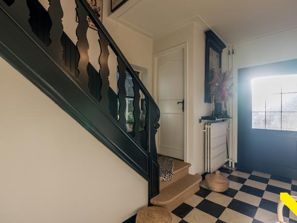 Entrance / Reception