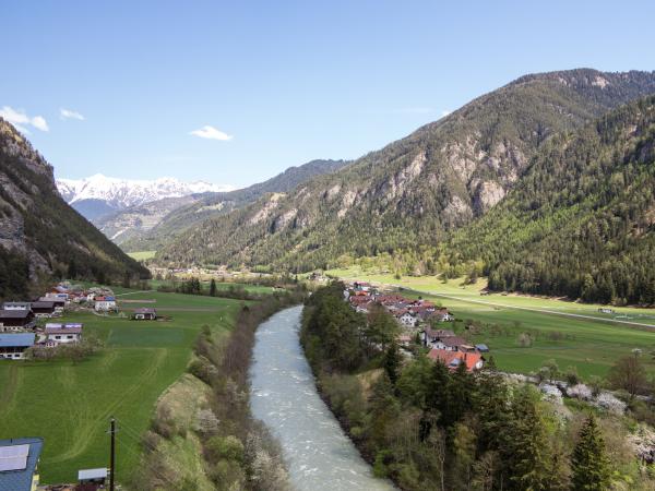 Vue de la maison de vacances [été]