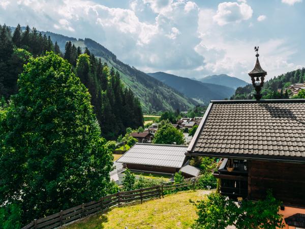 Vue de la maison de vacances [été]