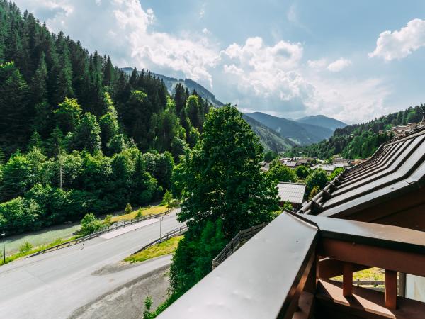 Vue de la maison de vacances [été]