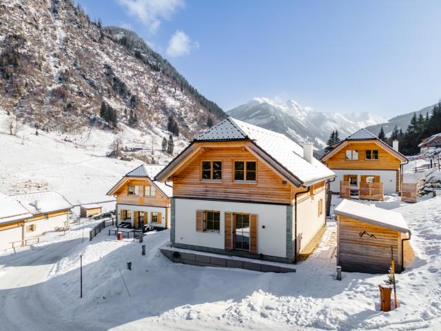 Außenseite Ferienhaus [Winter]