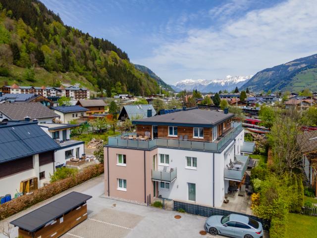 Außenseite Ferienhaus [Sommer]