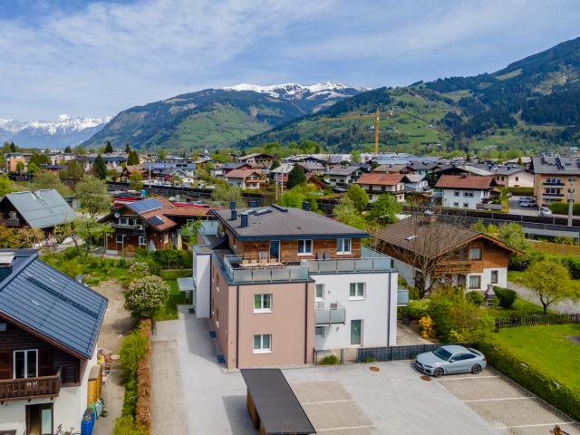 Außenseite Ferienhaus [Sommer]