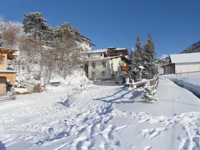 A proximité directe (<1 km)