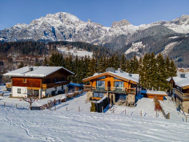 Außenseite Ferienhaus [Winter]