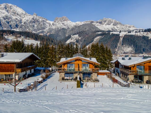 Außenseite Ferienhaus [Winter]