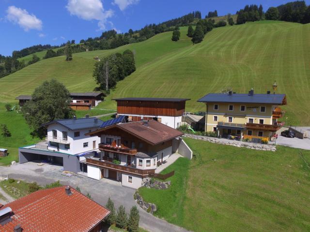 Außenseite Ferienhaus [Sommer]