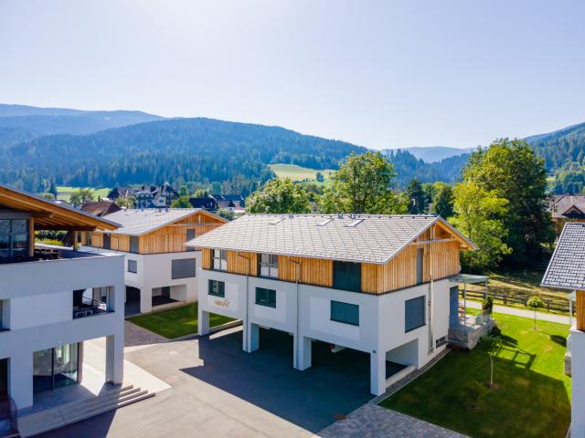 Außenseite Ferienhaus [Sommer]