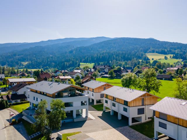 Außenseite Ferienhaus [Sommer]