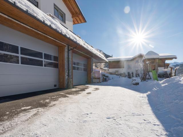 Außenseite Ferienhaus [Winter]