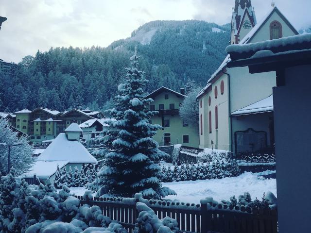 Surroundings (1-5 km)