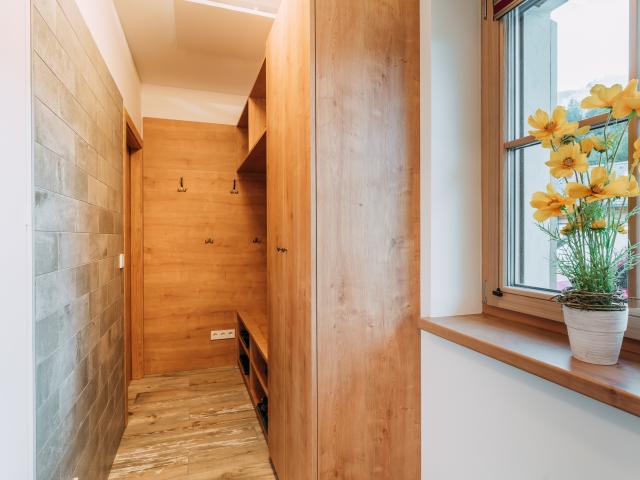 Entrance / Reception