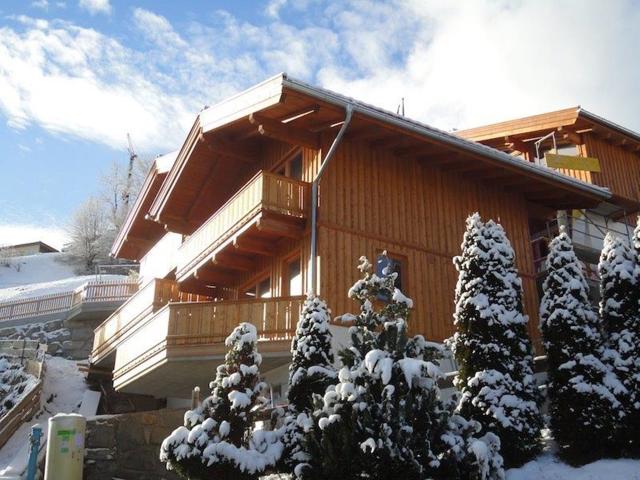 Holiday Home Exterior [winter]