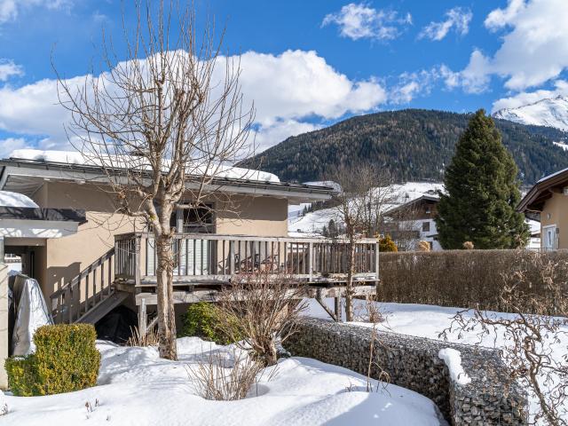 Außenseite Ferienhaus [Winter]