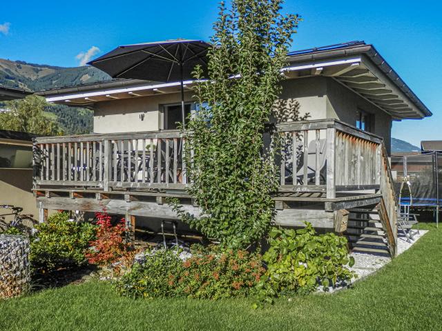 Außenseite Ferienhaus [Sommer]