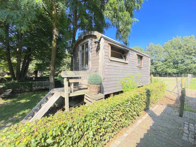 Außenseite Ferienhaus [Sommer]