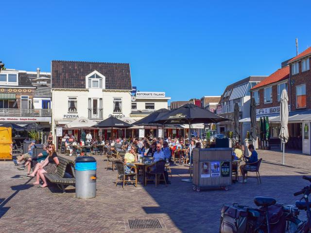 Surroundings (1-5 km)