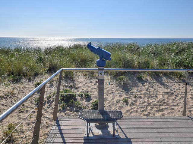 Surroundings (1-5 km)