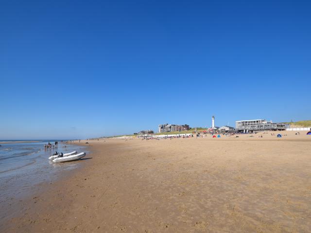 Surroundings (1-5 km)