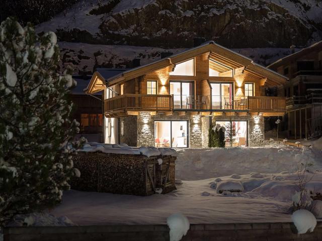 Außenseite Ferienhaus [Winter]