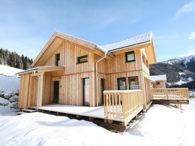 Holiday Home Exterior [winter]