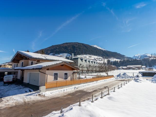 Außenseite Ferienhaus [Winter]