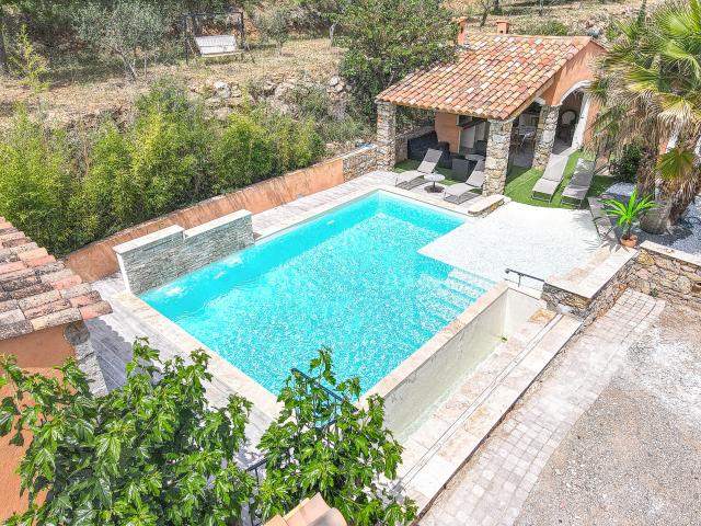 Piscine maison de vacances