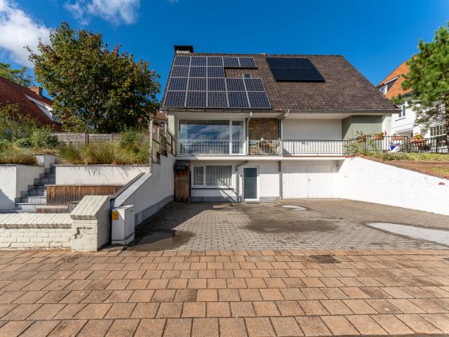 Außenseite Ferienhaus [Sommer]