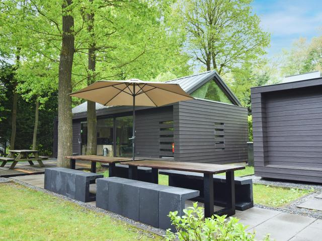 Außenseite Ferienhaus [Sommer]