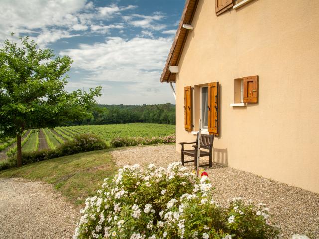 Außenseite Ferienhaus [Sommer]