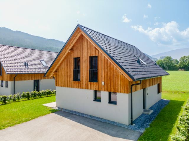 Außenseite Ferienhaus [Sommer]