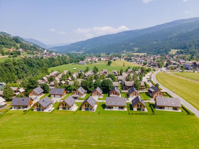 Außenseite Ferienhaus [Sommer]