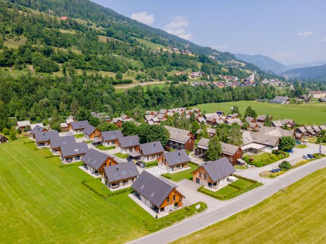 Außenseite Ferienhaus [Sommer]