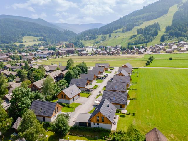 Außenseite Ferienhaus [Sommer]