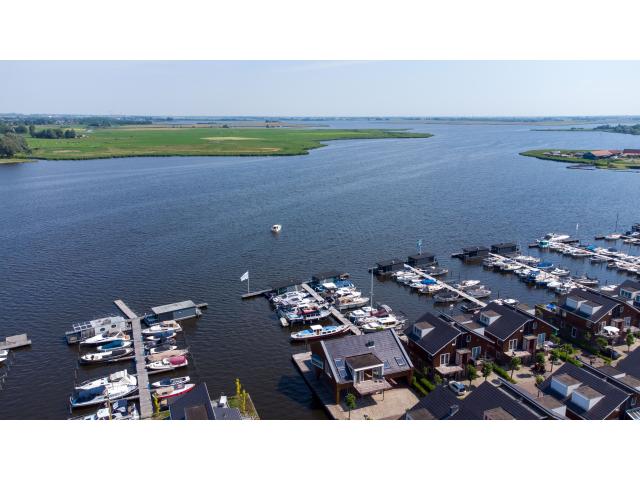 Außenseite Ferienhaus [Sommer]