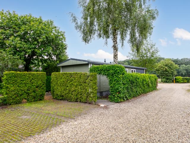 Außenseite Ferienhaus [Sommer]