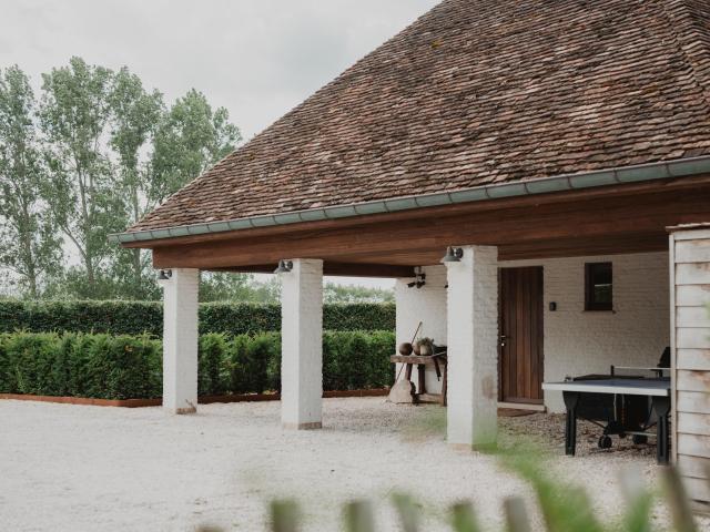 Außenseite Ferienhaus [Sommer]