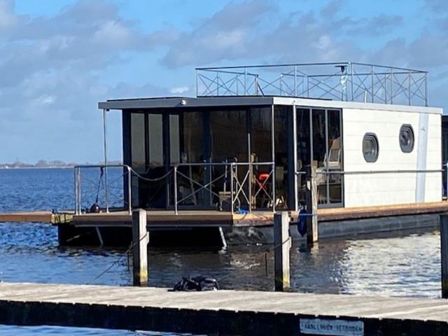 Außenseite Ferienhaus [Sommer]