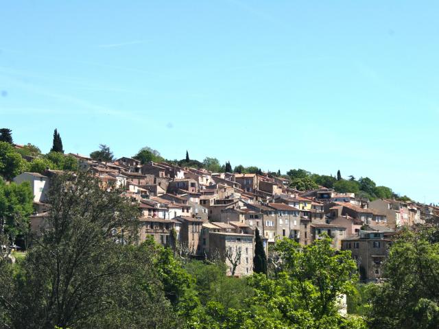 Surroundings [summer] (1-5 km)