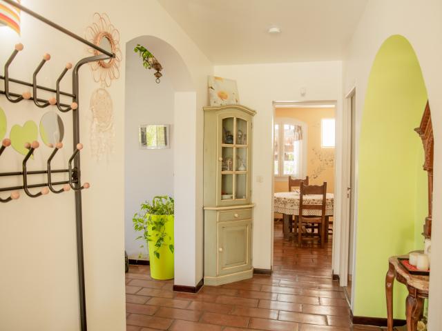 Entrance / Reception