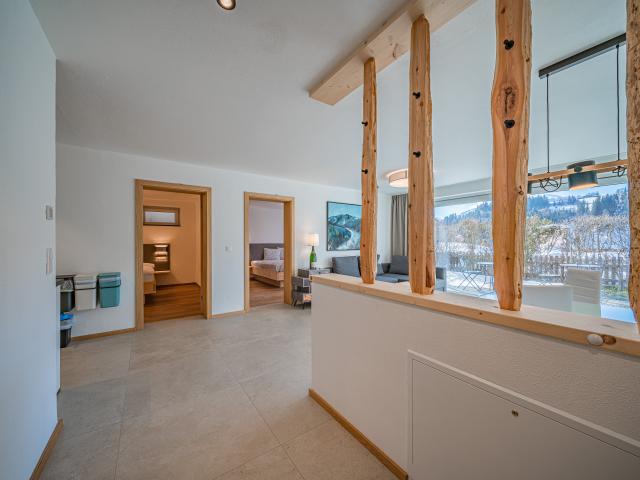 Entrance / Reception