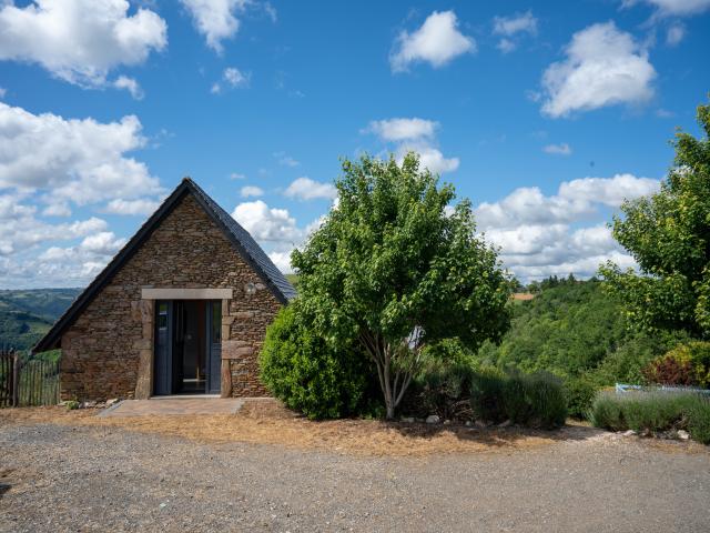 Außenseite Ferienhaus [Sommer]