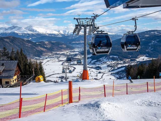 Dans la région (>5 km)