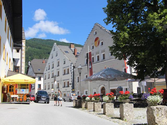 Immediate Surroundings [summer] (<1 km)