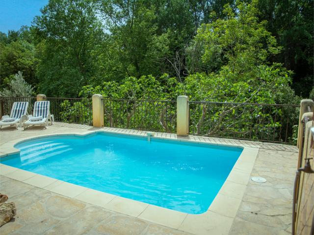 Piscine maison de vacances
