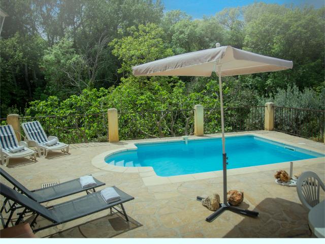 Piscine maison de vacances