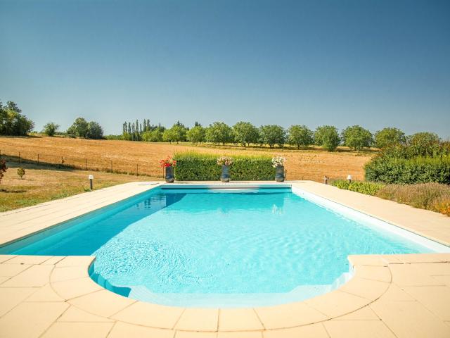 Holiday Home Swimming Pool