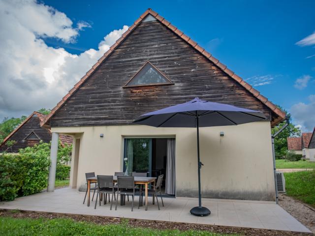 Außenseite Ferienhaus [Sommer]