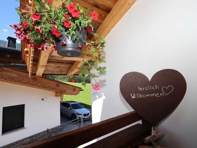 Entrance / Reception